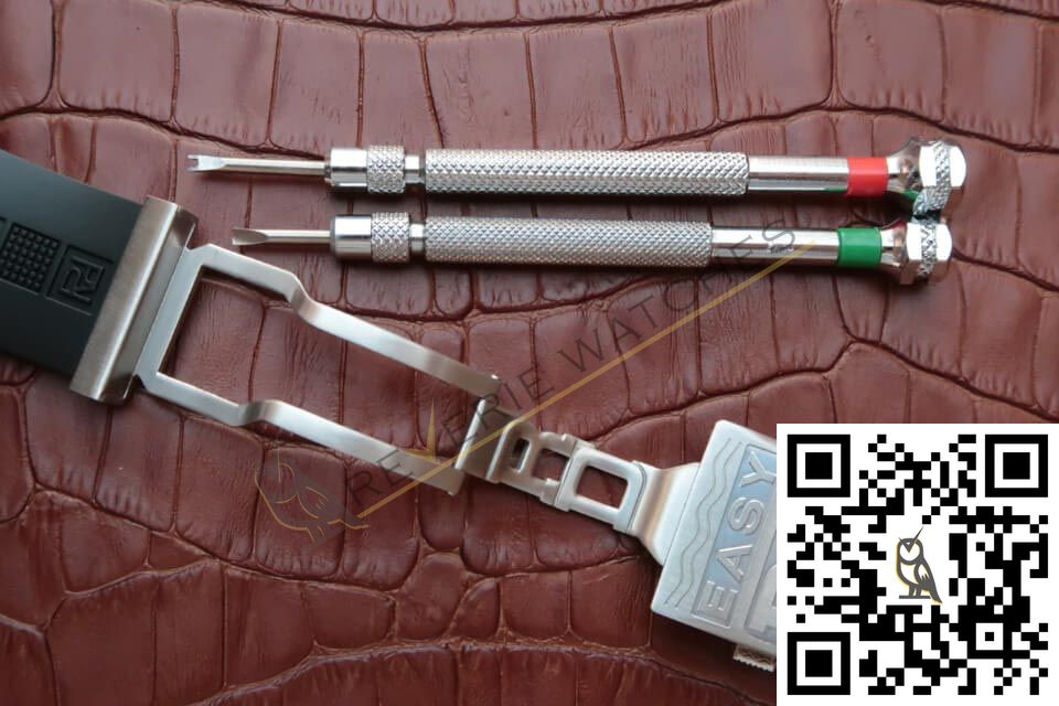 Roger Dubuis Hommage Tourbillon Rose Gold - Image 2