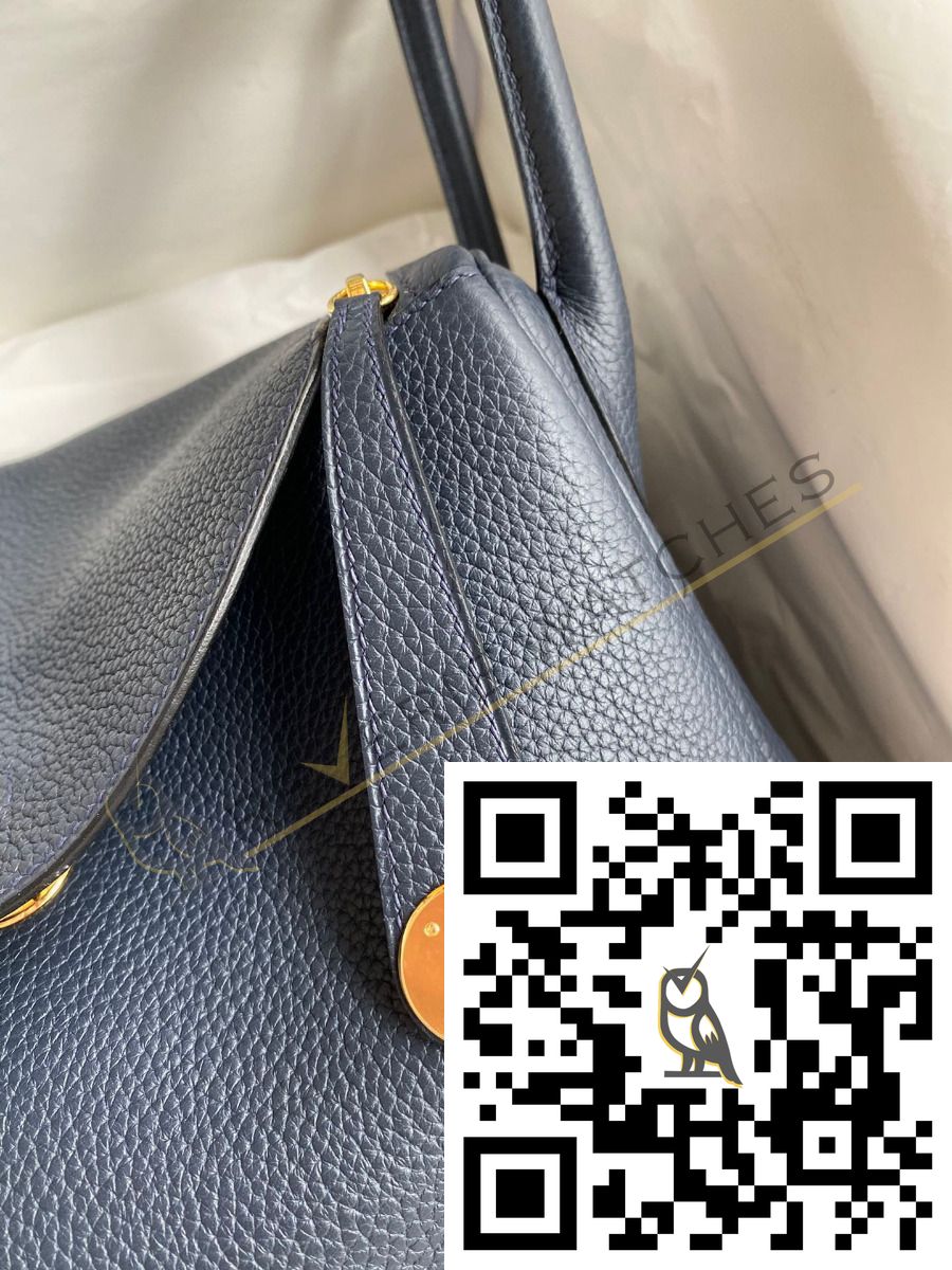 Hermes Lindy 30 Handmade Bag In Blue Nuit Clemence Leather - Image 3