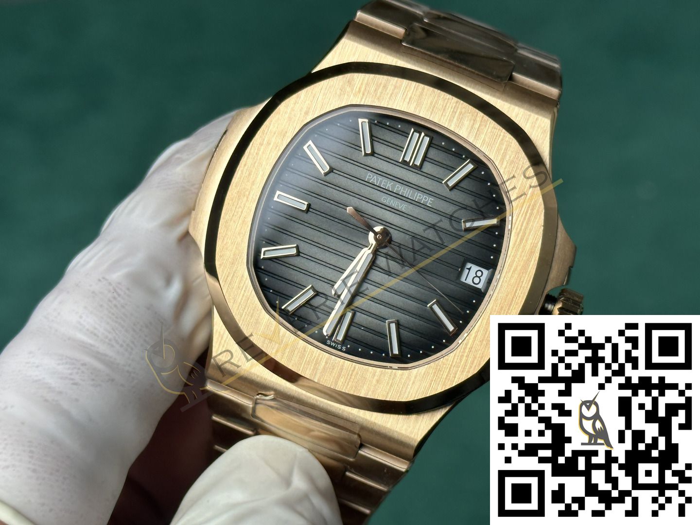 Patek Philippe Nautilus 5711/1R-001 Wrapped 18k Rose Gold - Image 3